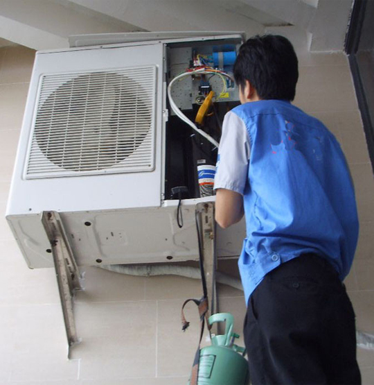 茄子河空调开机无反应维修
